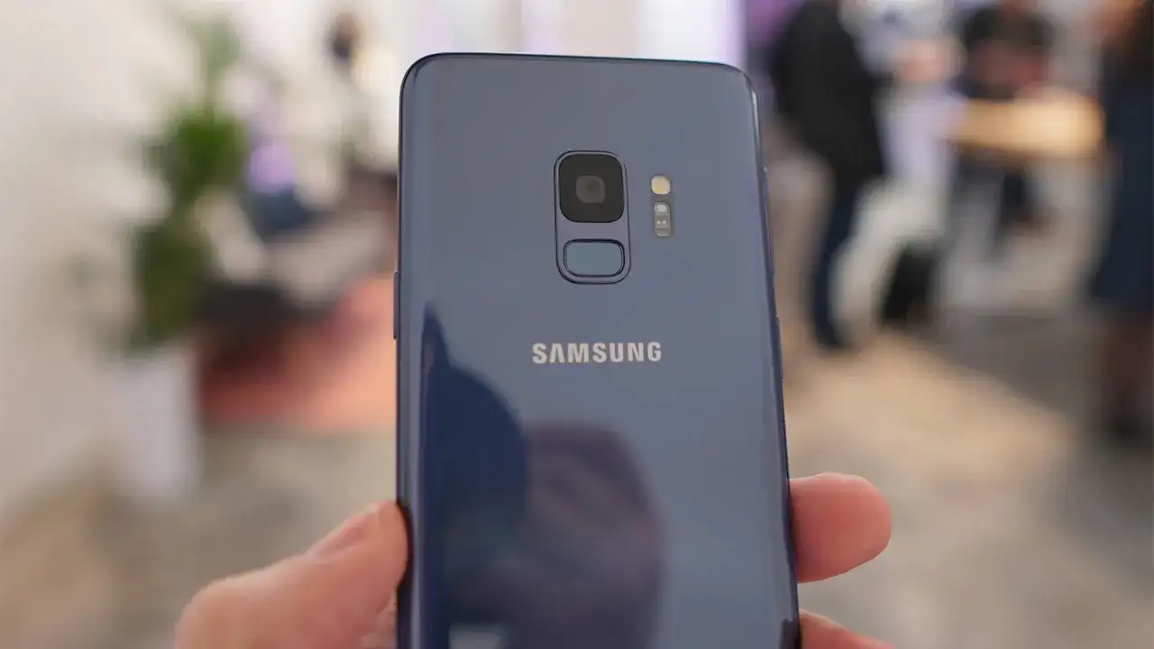 Samsung Galaxy S9 Emekliye Ayrıldı!