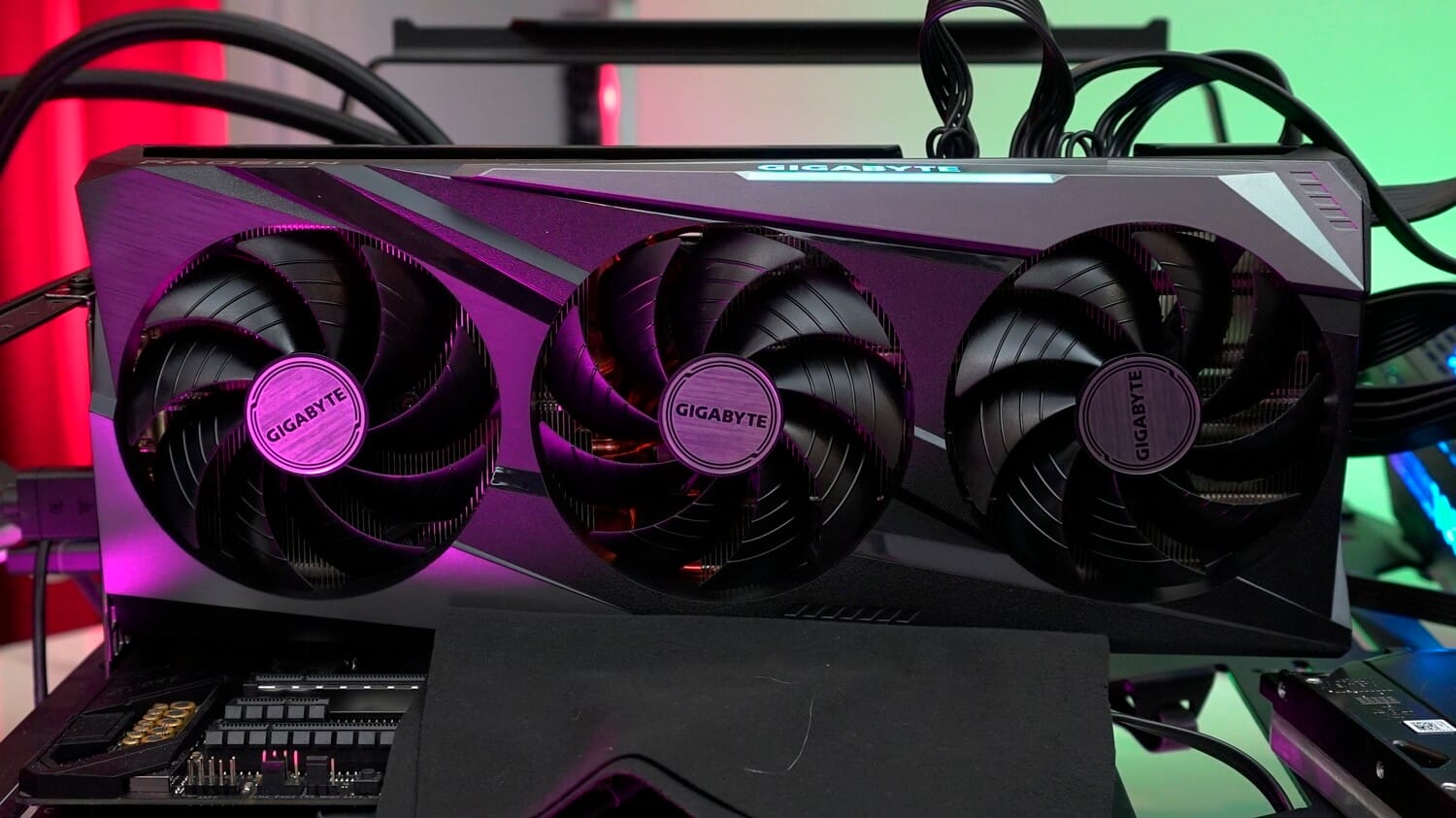 Gigabyte RX 6950 XT Gaming OC 