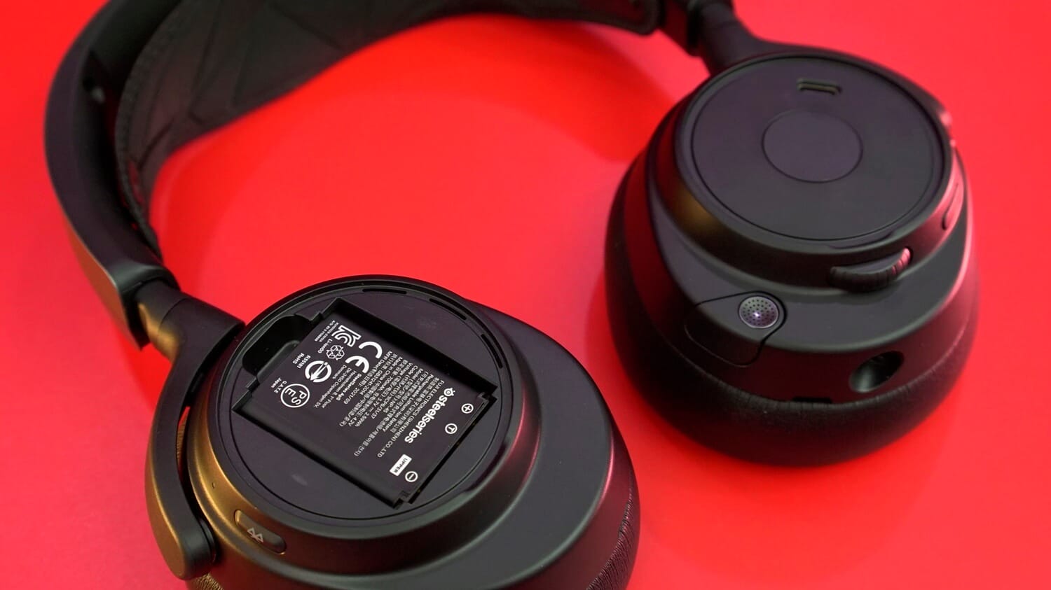 SteelSeries Arctis Nova Pro Wireless