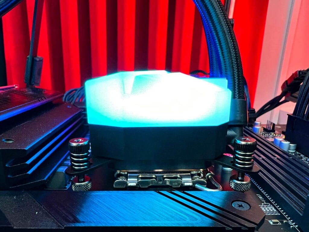 MSI MAG Z790 TOMAHAWK WiFi DDR4