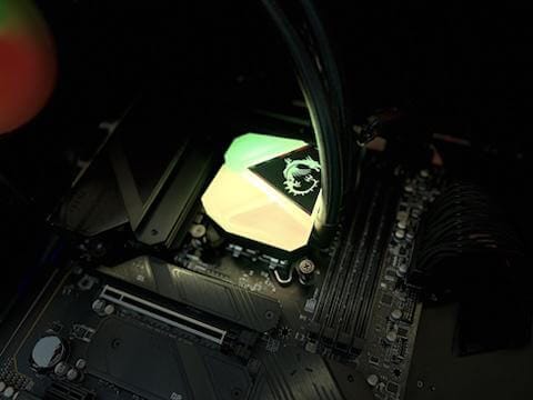 MSI MAG Z790 TOMAHAWK WiFi DDR4