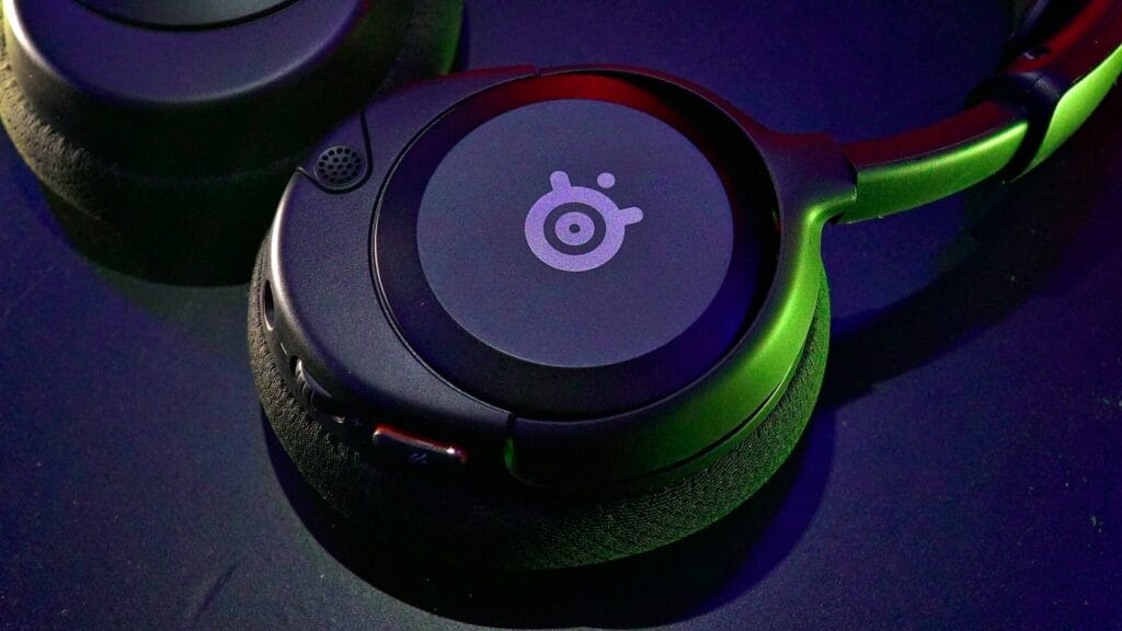 SteelSeries Arctis Nova 1