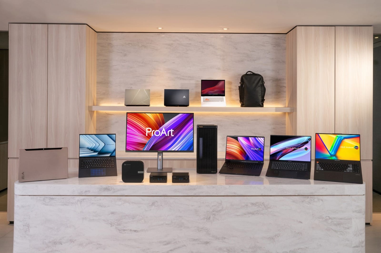 ASUS, CES 2023’te Neler Duyurdu? Gözlüksüz 3D OLED Teknolojisi ve Fazlası