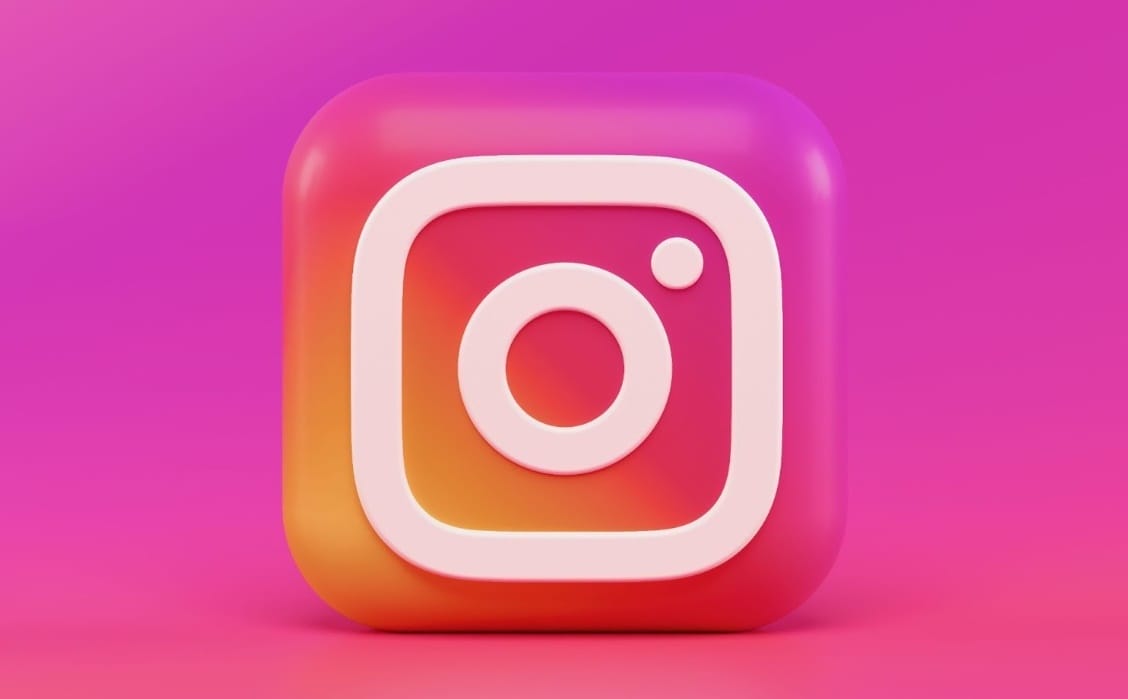 Instagram’da Kendi Kendine Takip Ediyor Sorunu (Çözüm)