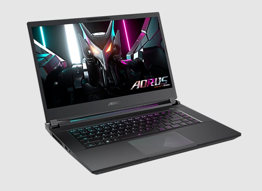 GIGABYTE Yeni AORUS 17 & AORUS 15