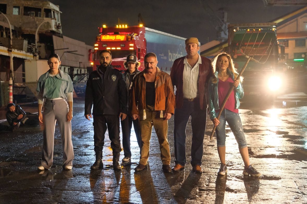 Kim Bu Aile Konusu ve Oyuncuları! Ne Zaman Yayınlanacak?