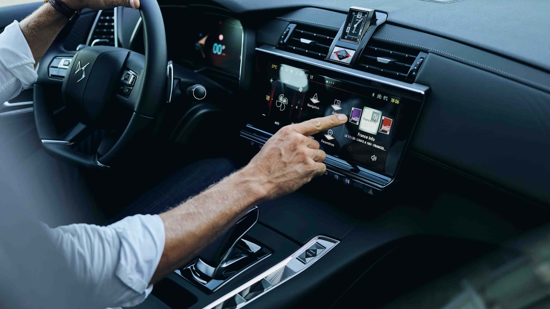 DS 7 E-Tense 4X4 360