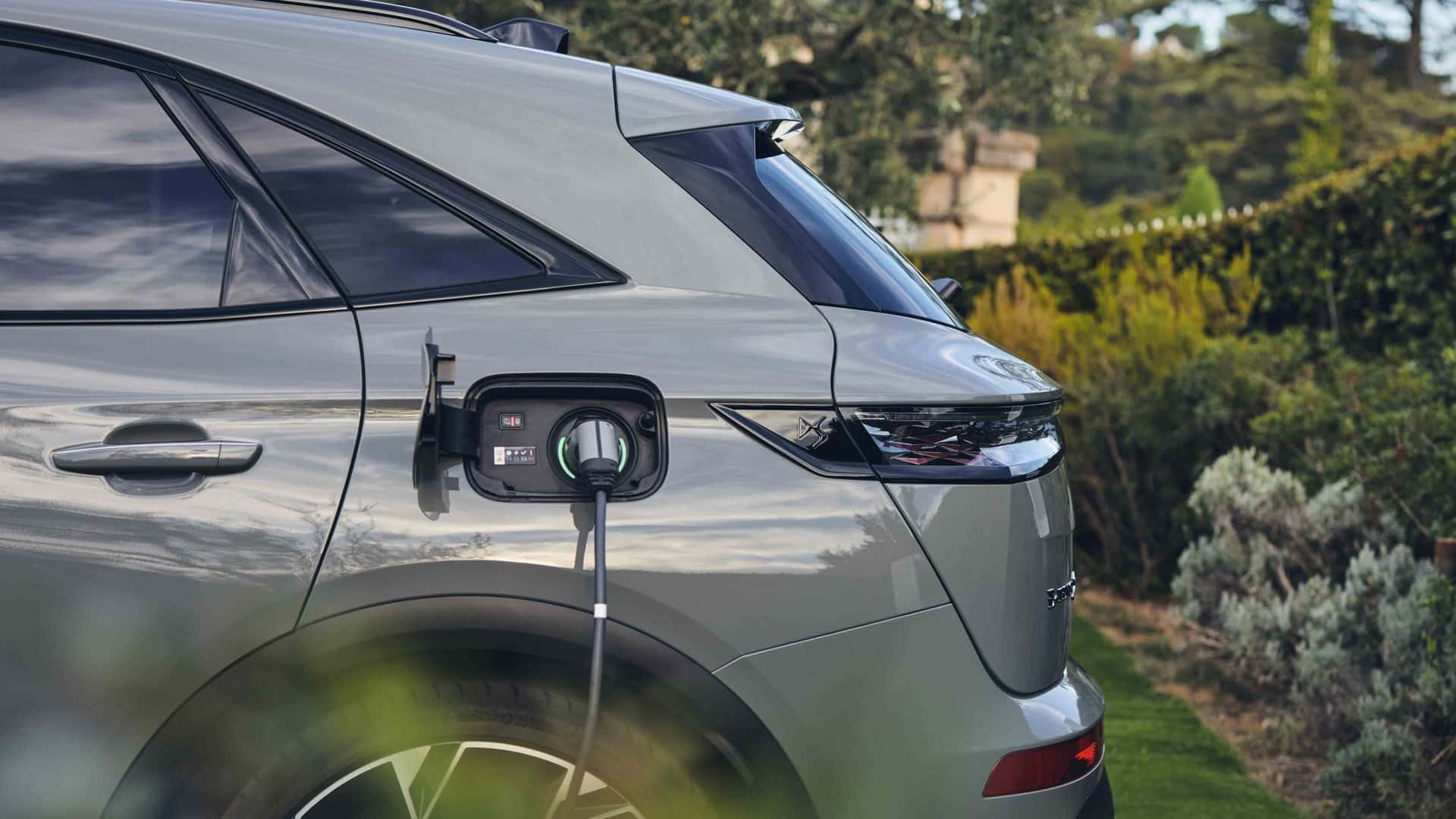 DS 7 E-Tense 4X4 360