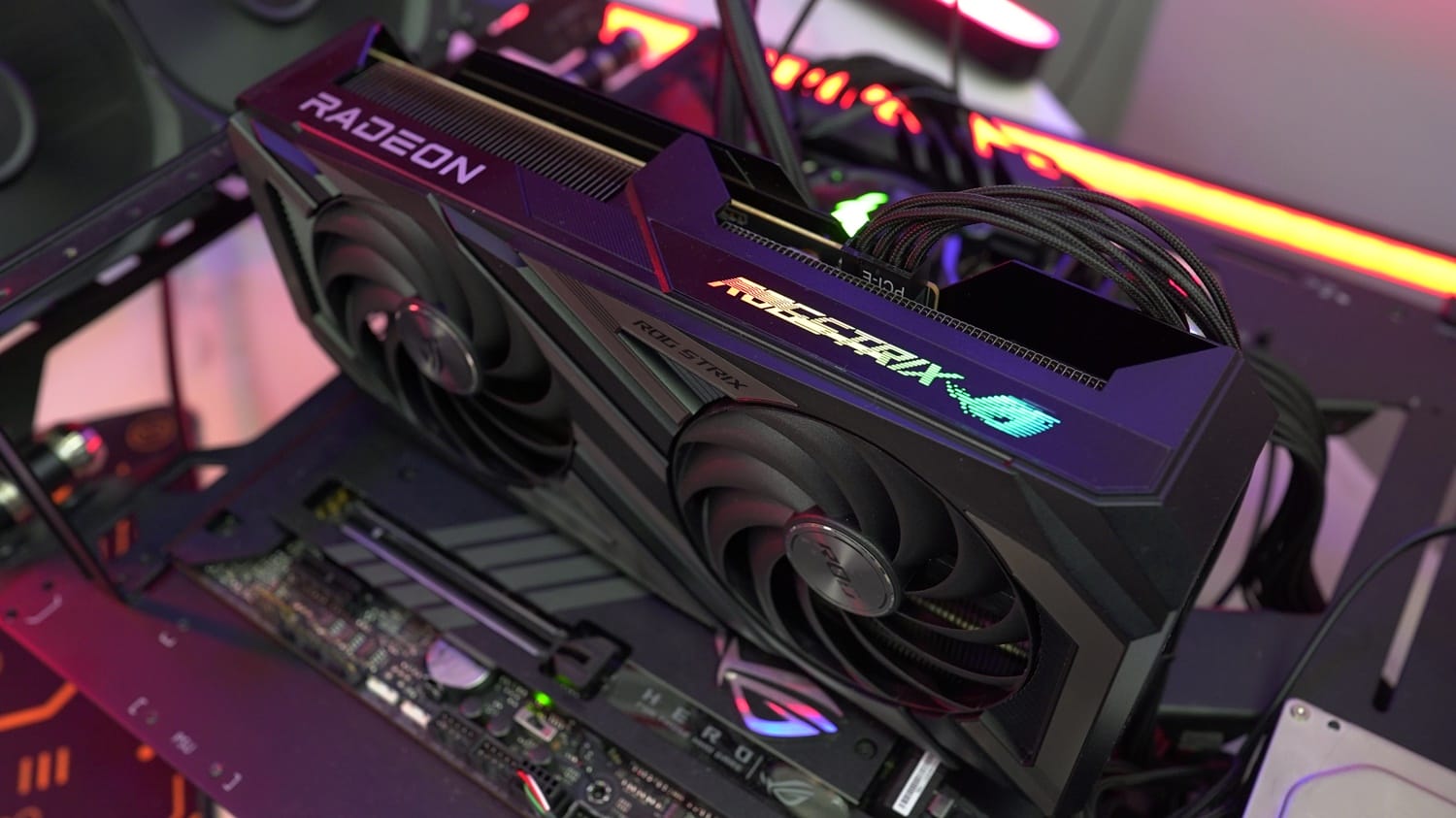 ASUS ROG Strix RX 7600