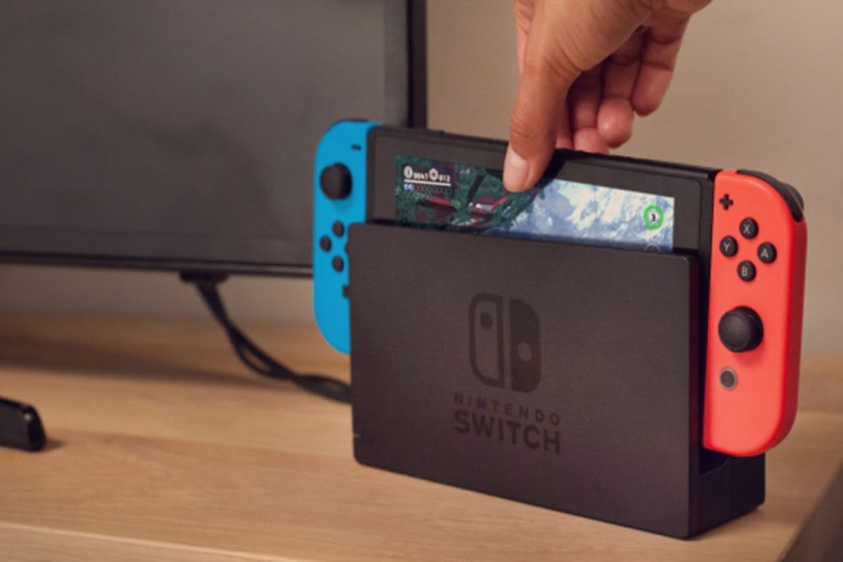 Nintendo Switch'in Yeni Versiyonunu Bir Yıl Daha Göremeyeceğiz