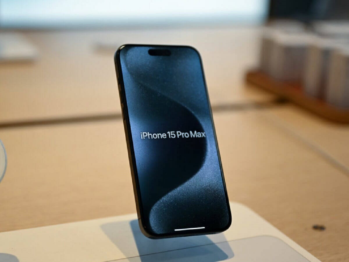 iPhone 15 Pro Max Ekran Yanma sorunu