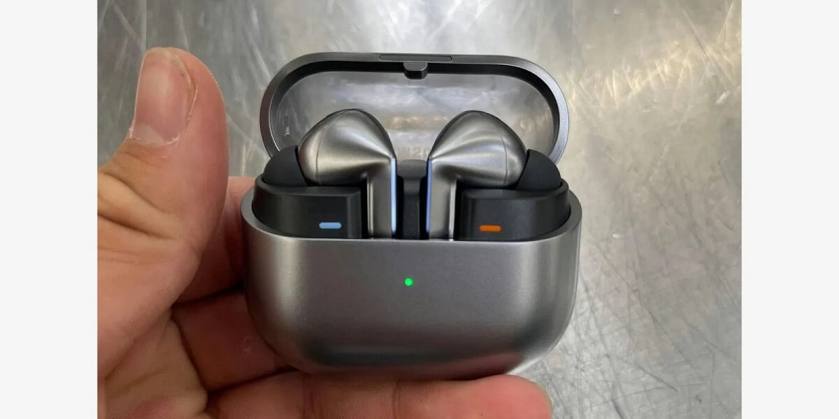 Galaxy Buds 3 Pro Kanlı Canlı Görüntülendi!