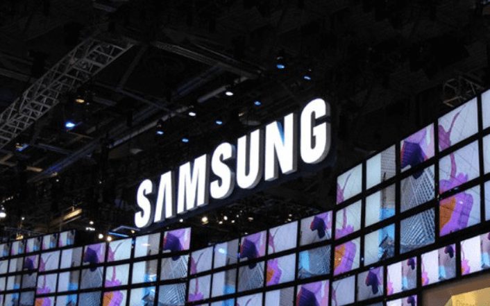 Samsung Geliştirdiği Yeni Ekranlar İle Şarj Sorununu Kaldıracak