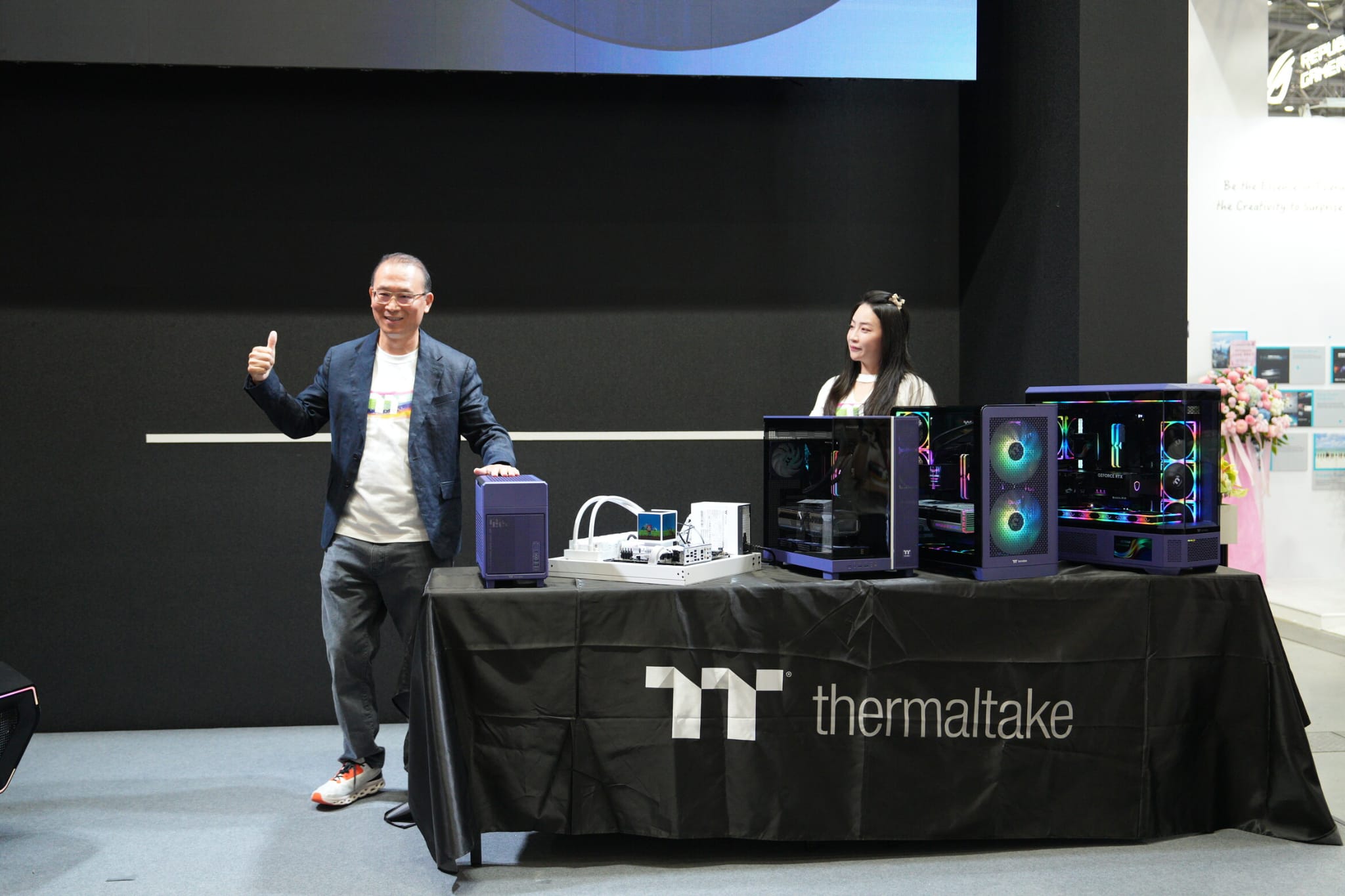 Thermaltake, View Serisi Kasa Ürün Yelpazesini Genişletiyor