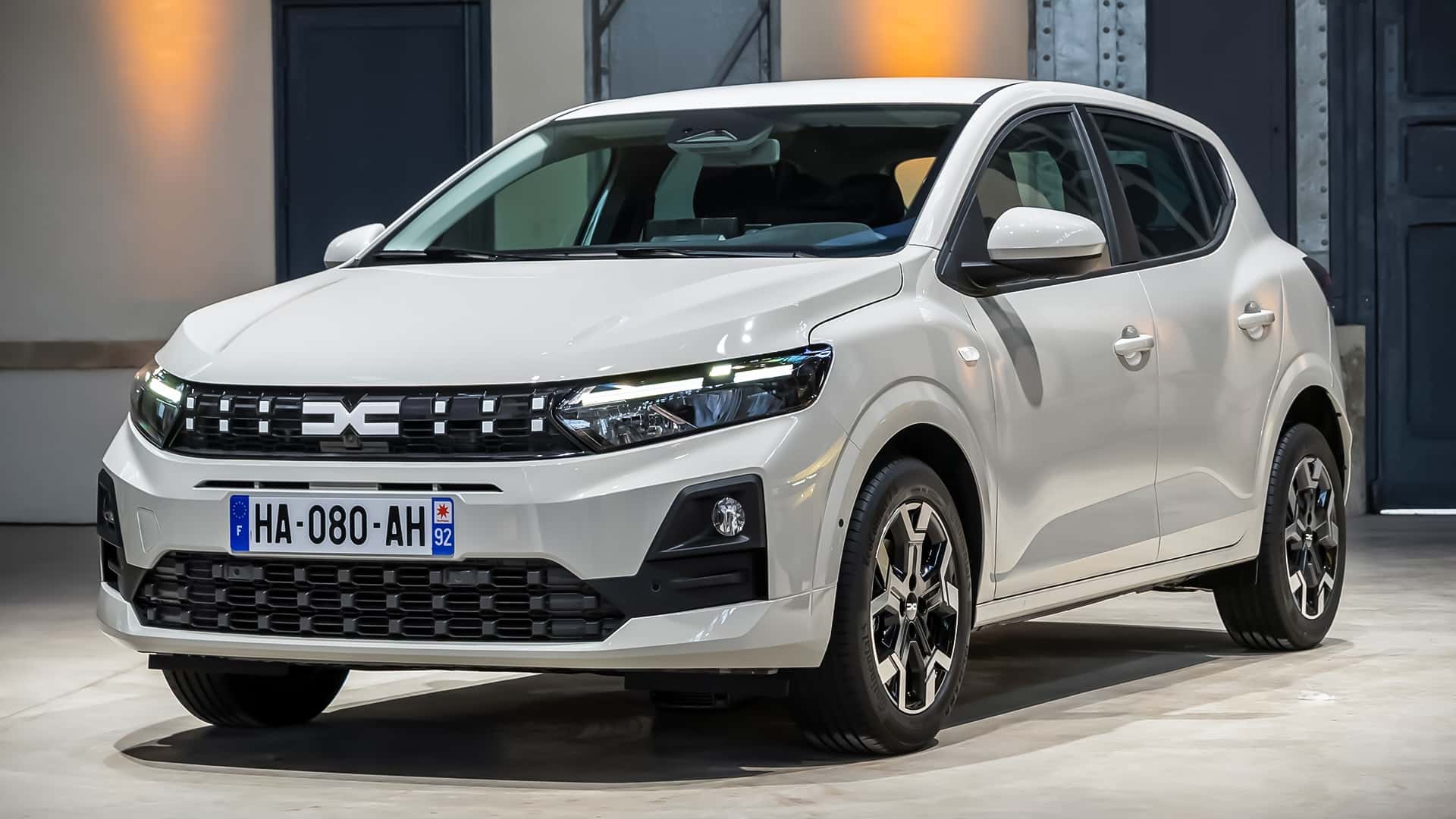 Yeni Dacia Sandero Türkiye’de Satışa Çıktı! Fiyat Nasıl?