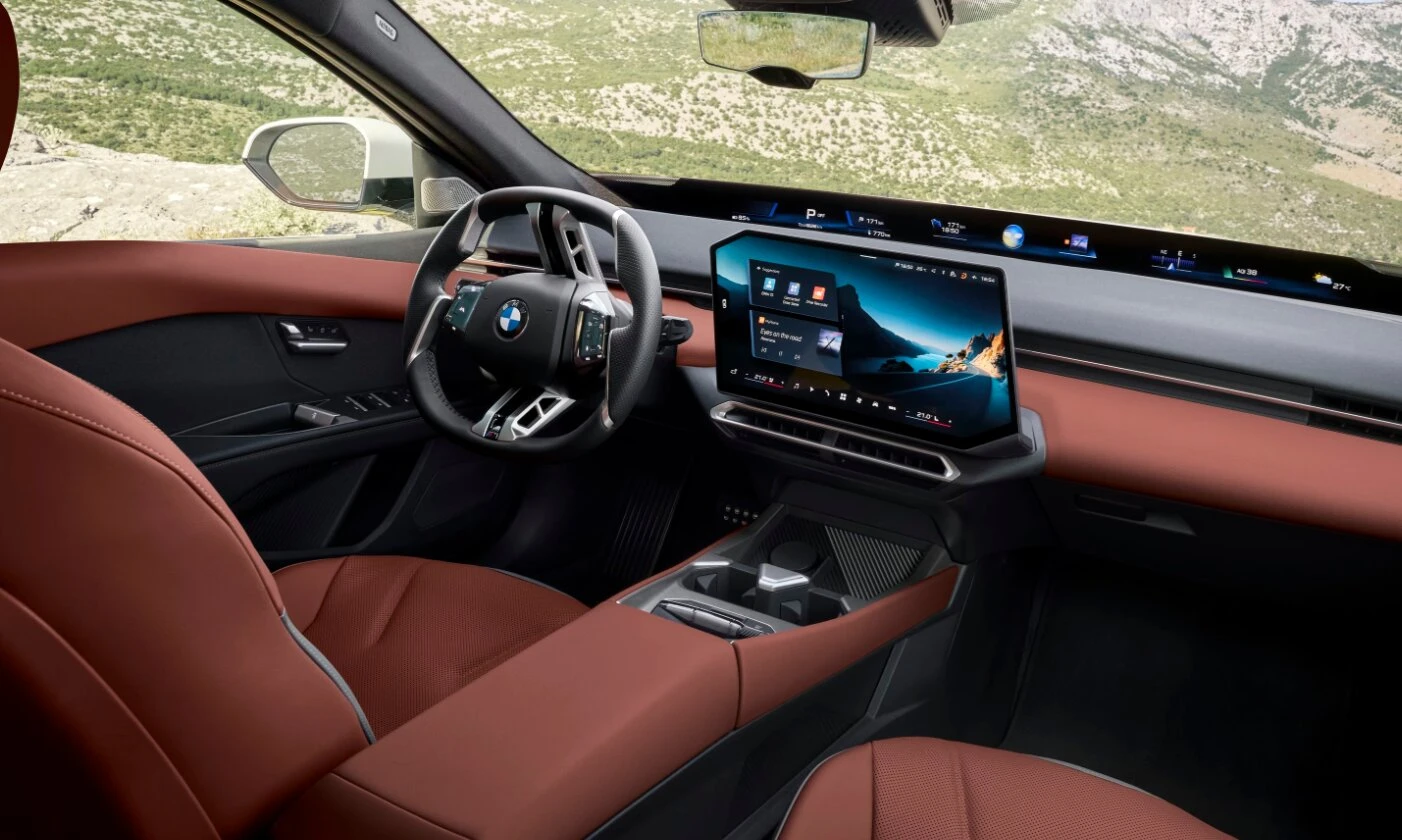 yeni-bmw-3-serisi-elektrik-cagina-inat-443-beygirlik-benzinli-motoruyla-tanitildi-v5.webp