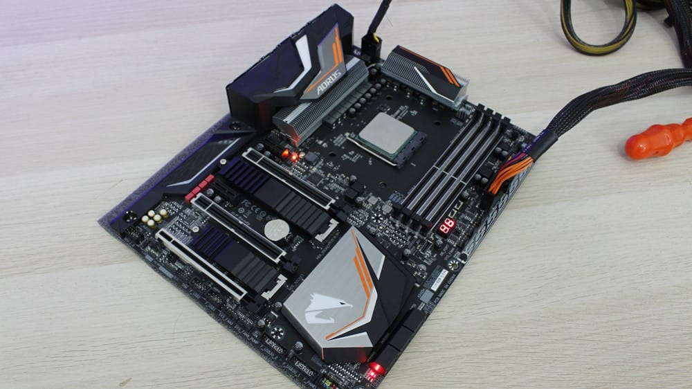 Gigabyte X470 AORUS Gaming 7 WiFi Anakart İncelemesi 010 - PC Hocası