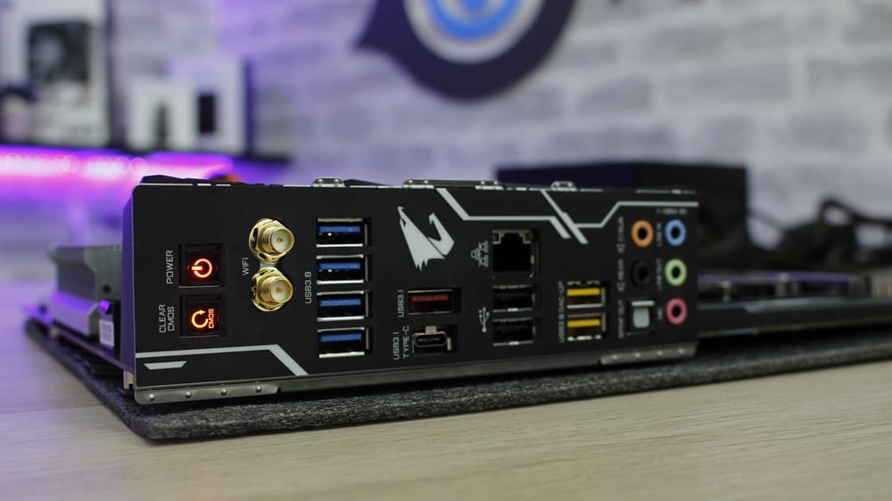 Gigabyte X470 AORUS Gaming 7 WiFi Anakart İncelemesi 011 - PC Hocası