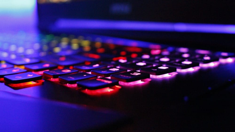 MSI GT75 Titan 8RG Laptop İncelemesi 008 - PC Hocası