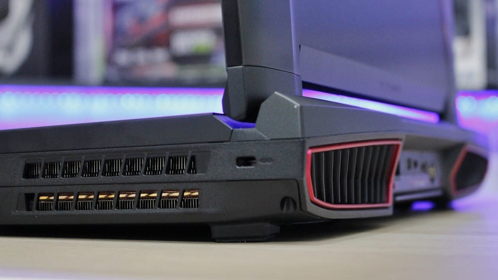 MSI GT75 Titan 8RG Laptop İncelemesi 010 - PC Hocası