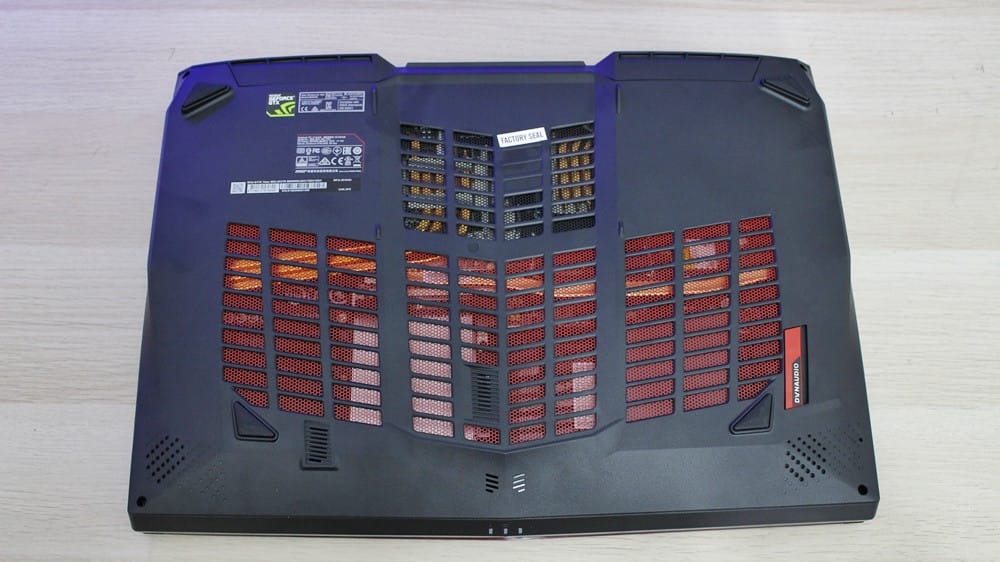 MSI GT75 Titan 8RG Laptop İncelemesi 013 - PC Hocası