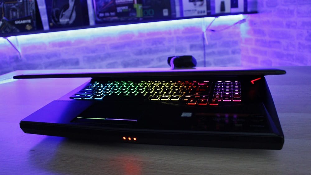 MSI GT75 Titan 8RG Laptop İncelemesi 022 - PC Hocası