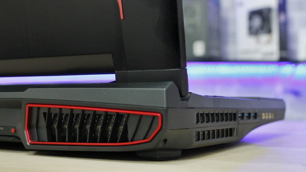 MSI GT75 Titan 8RG Laptop İncelemesi 026 - PC Hocası