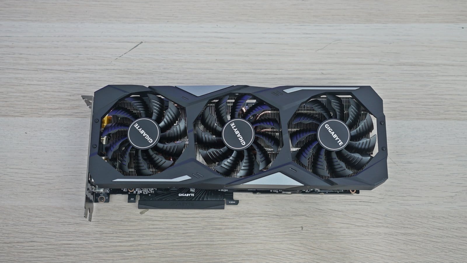 Gigabyte RTX 2080 İncelemesi 002 - PC Hocası