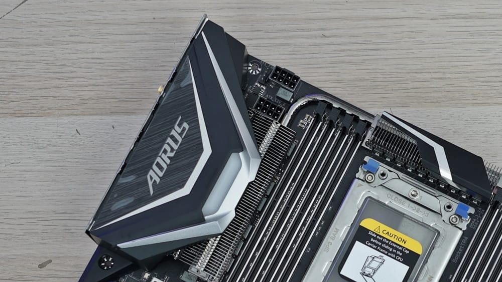 Gigabyte X399 AORUS Extreme Anakart İncelemesi 007 - PC Hocası