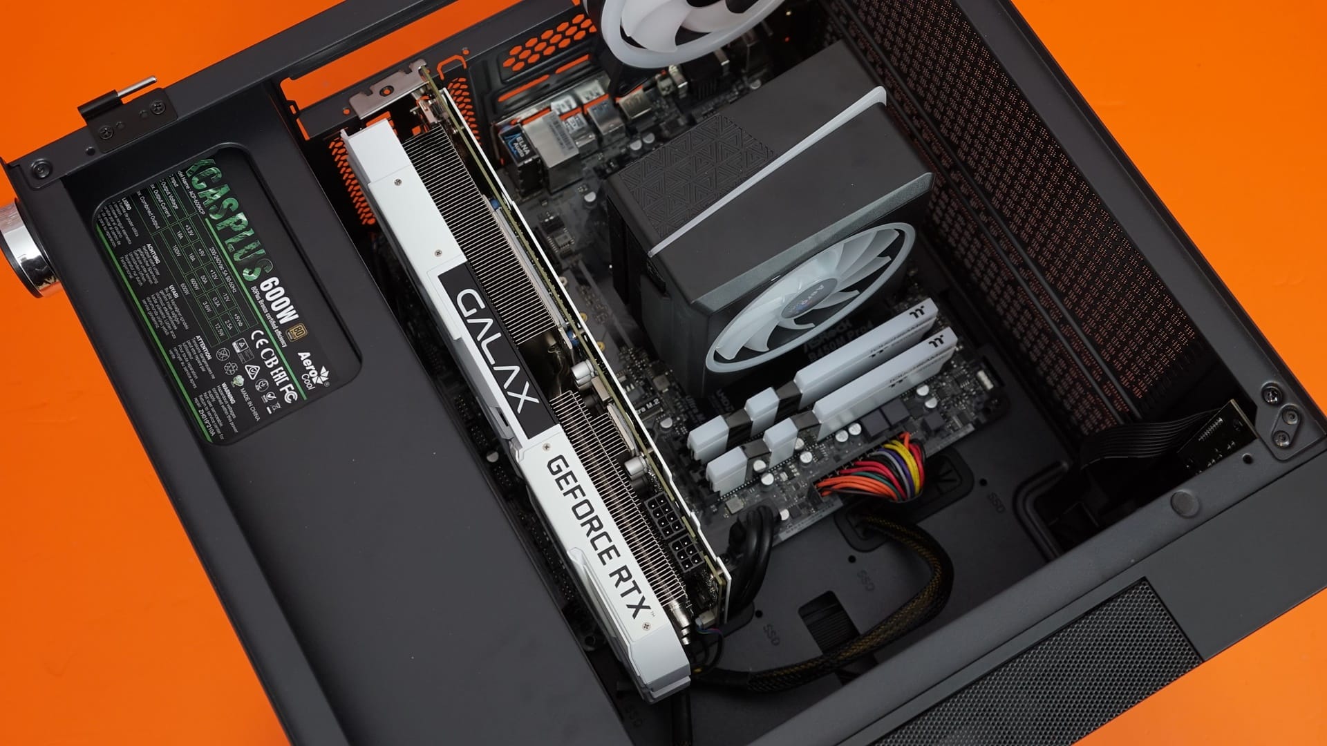 aerocool atomic 011 - PC Hocası