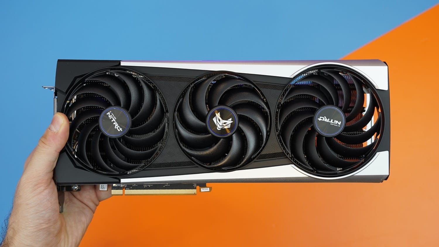 sapphire nitroplus rx6700xt 006 - PC Hocası