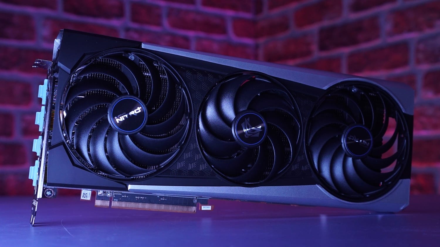 sapphire nitroplus rx6700xt 012 - PC Hocası