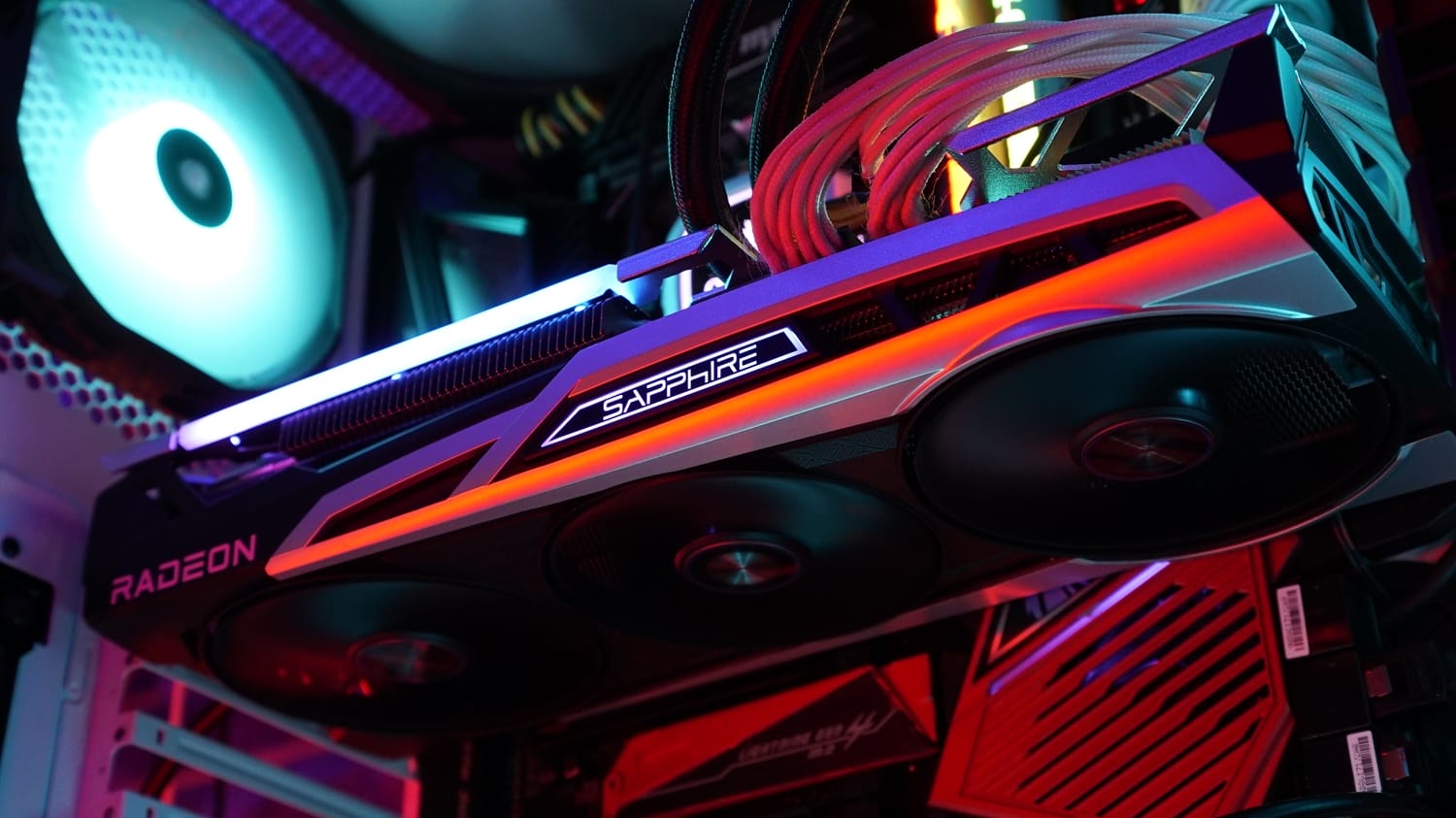sapphire nitroplus rx6700xt 022 - PC Hocası