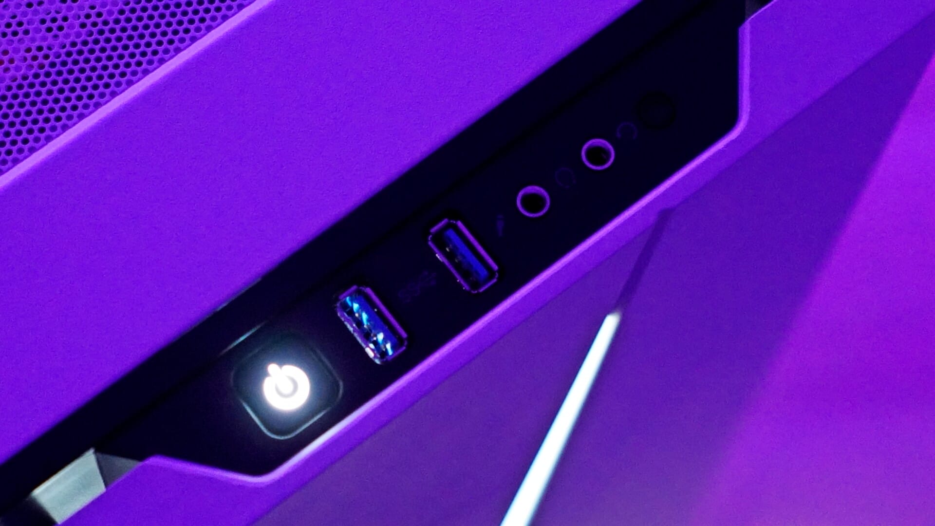 corsair carbide spec 06 white rgb incelemesi 026 - PC Hocası