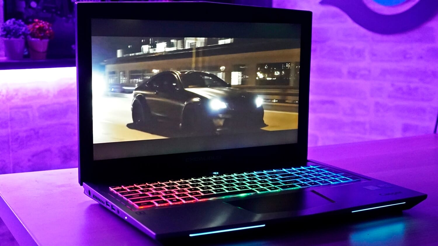 Excalibur GH750 Laptop İncelemesi 021 - PC Hocası