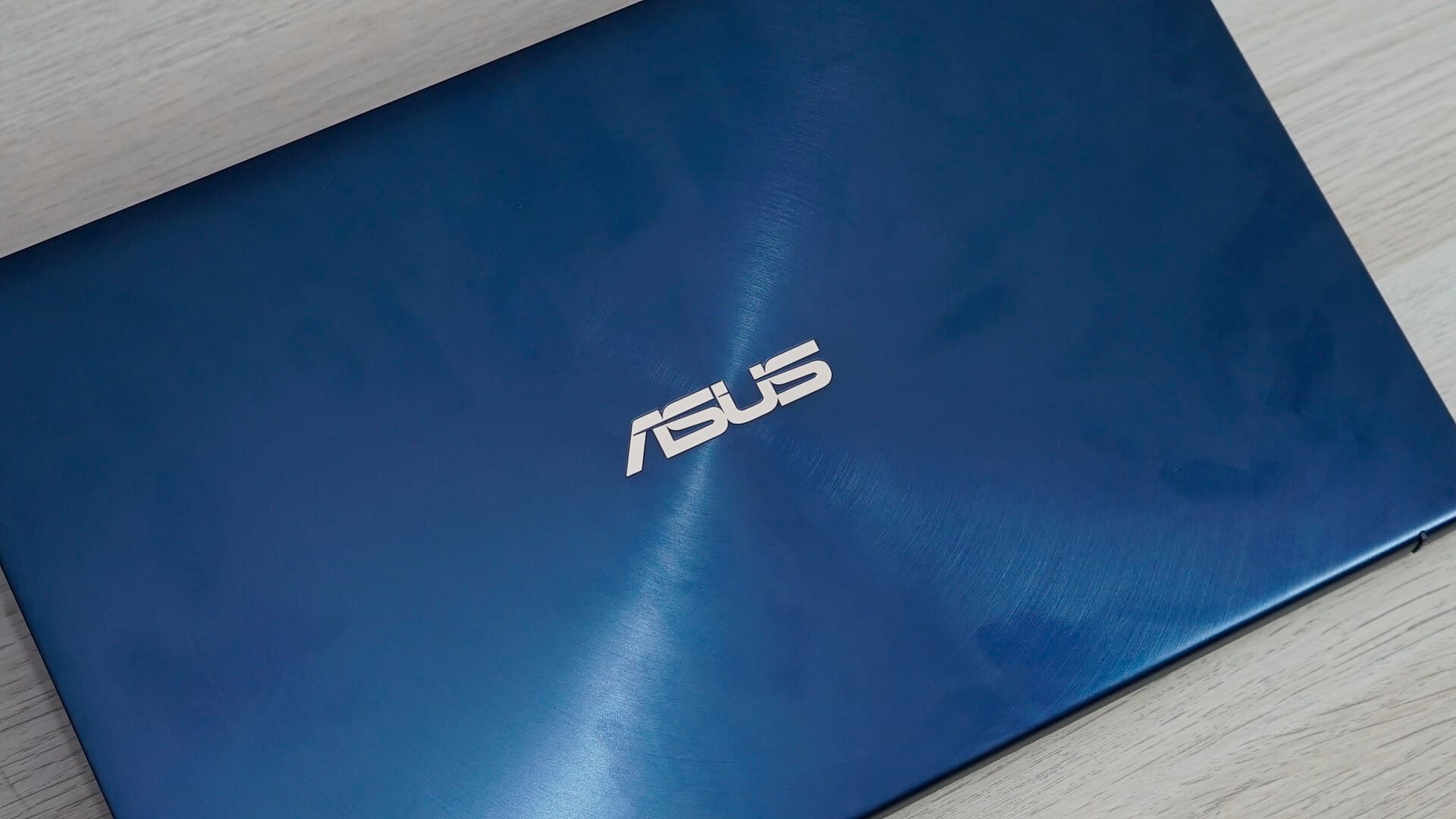 ASUS Zenbook 14 UX433FN Laptop İncelemesi 1 - PC Hocası