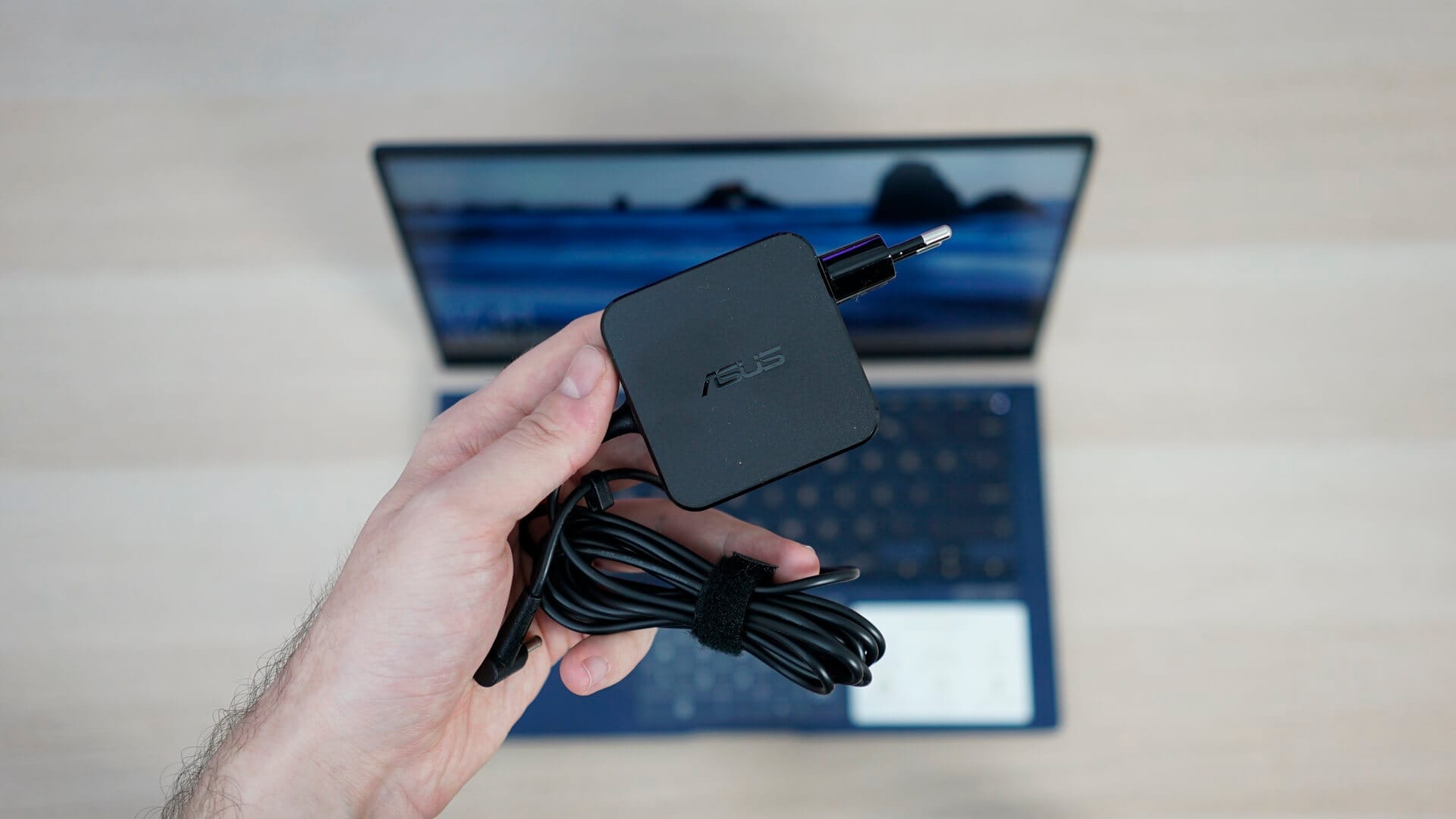 ASUS Zenbook 14 UX433FN Laptop İncelemesi 21 - PC Hocası