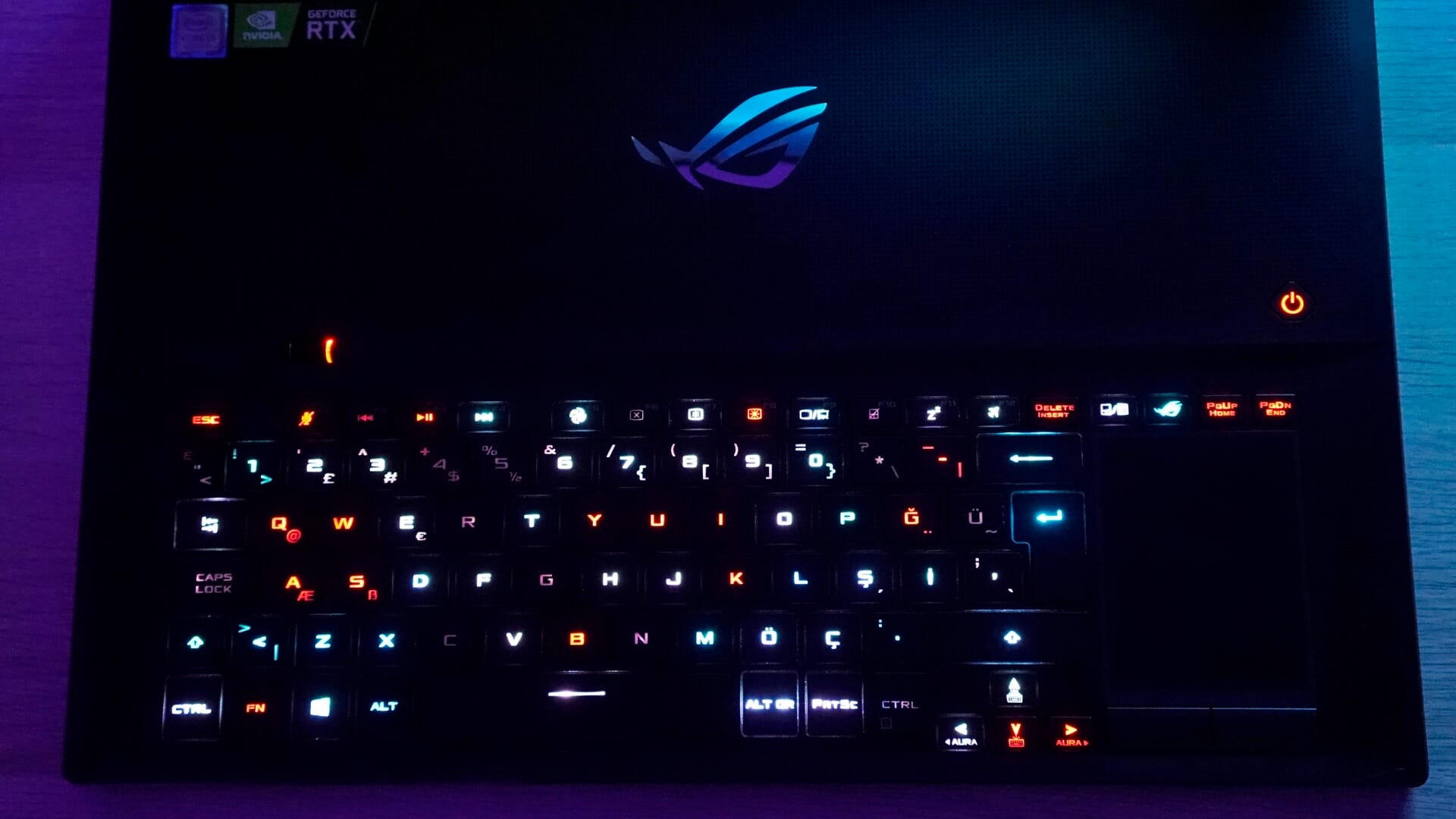 ASUS RTX 2070 Laptop İncelemesi 018 - PC Hocası