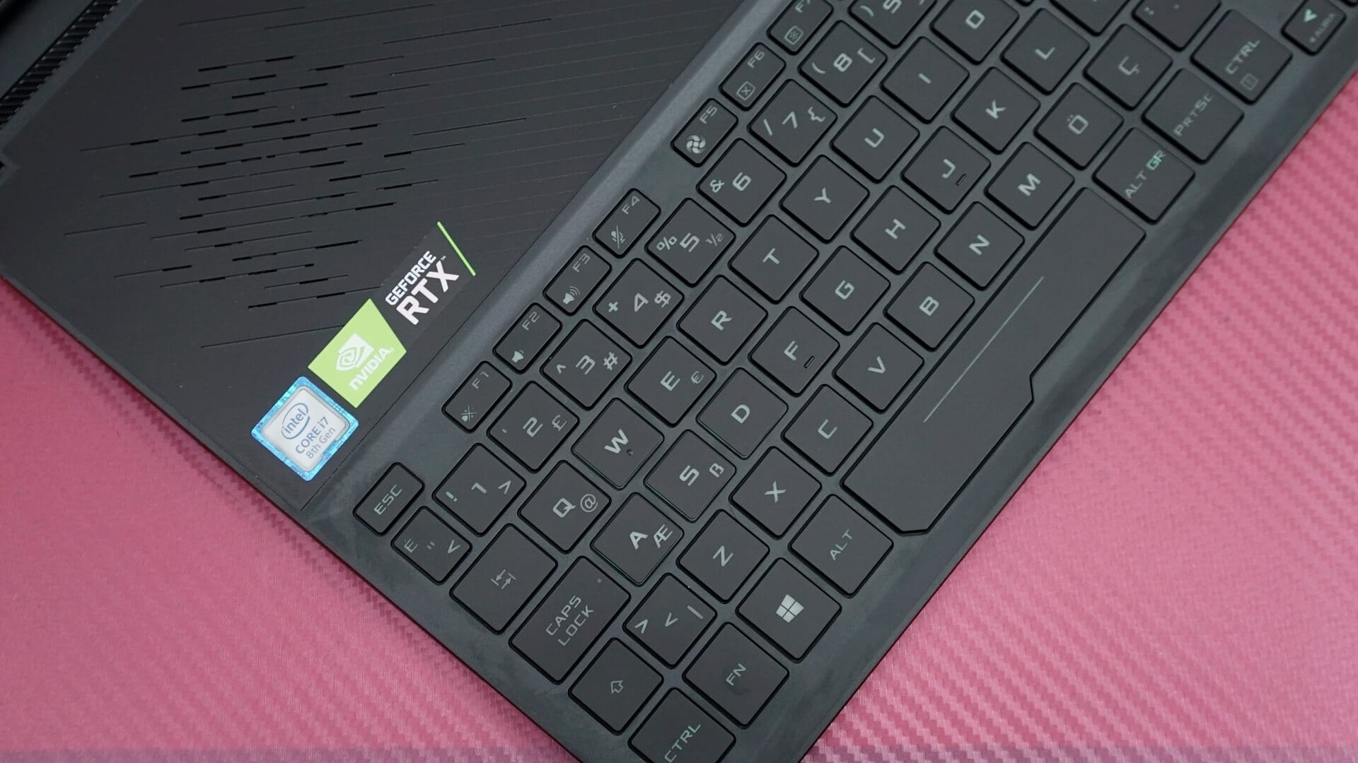 ASUS ROG Zephyrus S GX531GV Laptop İncelemesi 007 - PC Hocası