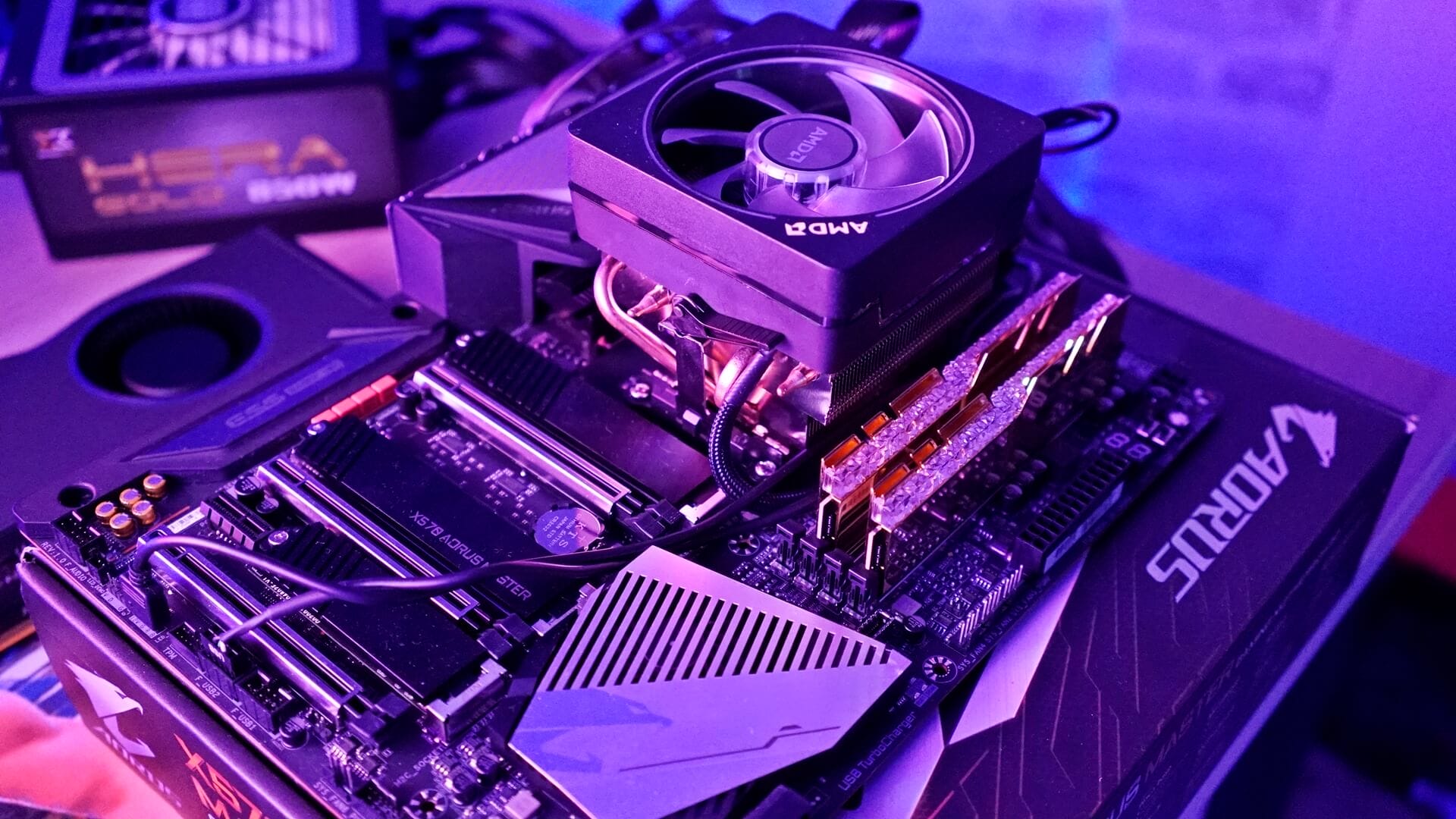 AMD Ryzen 3900X ve 3700X İncelemesi - PC Hocası