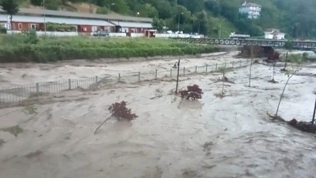 Türkiye, İlk Kez 'Afet Erken Uyarı Sistemi' Teknolojisini Kullandı! kastamonu sel - PC Hocası
