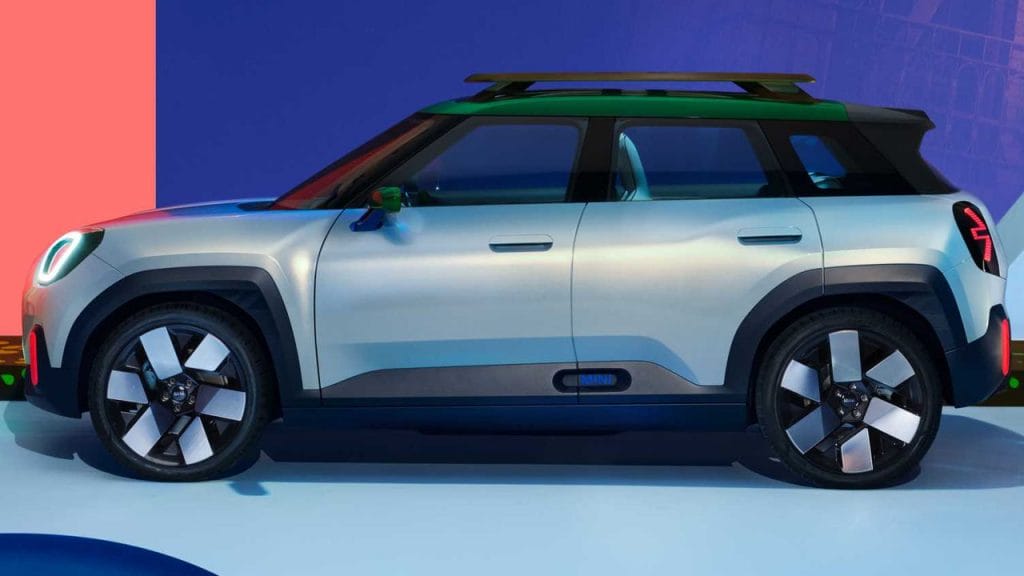 Mini Cooper Gibi Ama Değil: Konsept Otomobil Mini Aceman Tanıtıldı! mini aceman 2 - PC Hocası